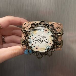 Only JESUS Plunder Bracelet